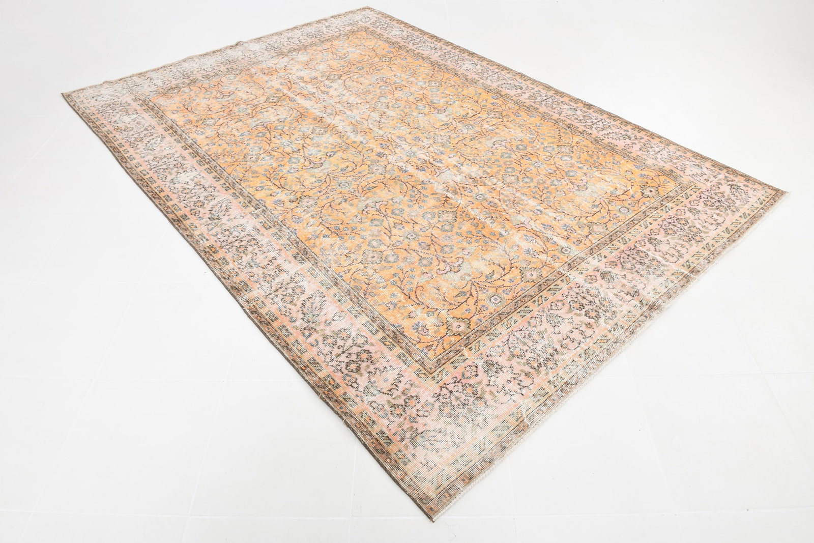 6'8'' x 9'8'' Handmade Vintage Wool Rug - 7062 - 17