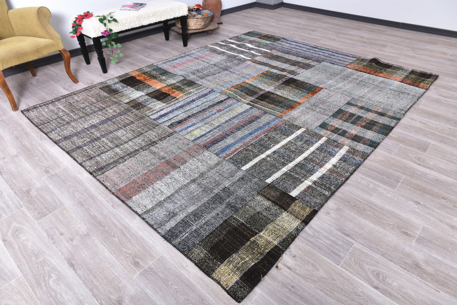 7'11'' x 10'2'' Turkish Handmade Kilim Rug - 241823 - 2