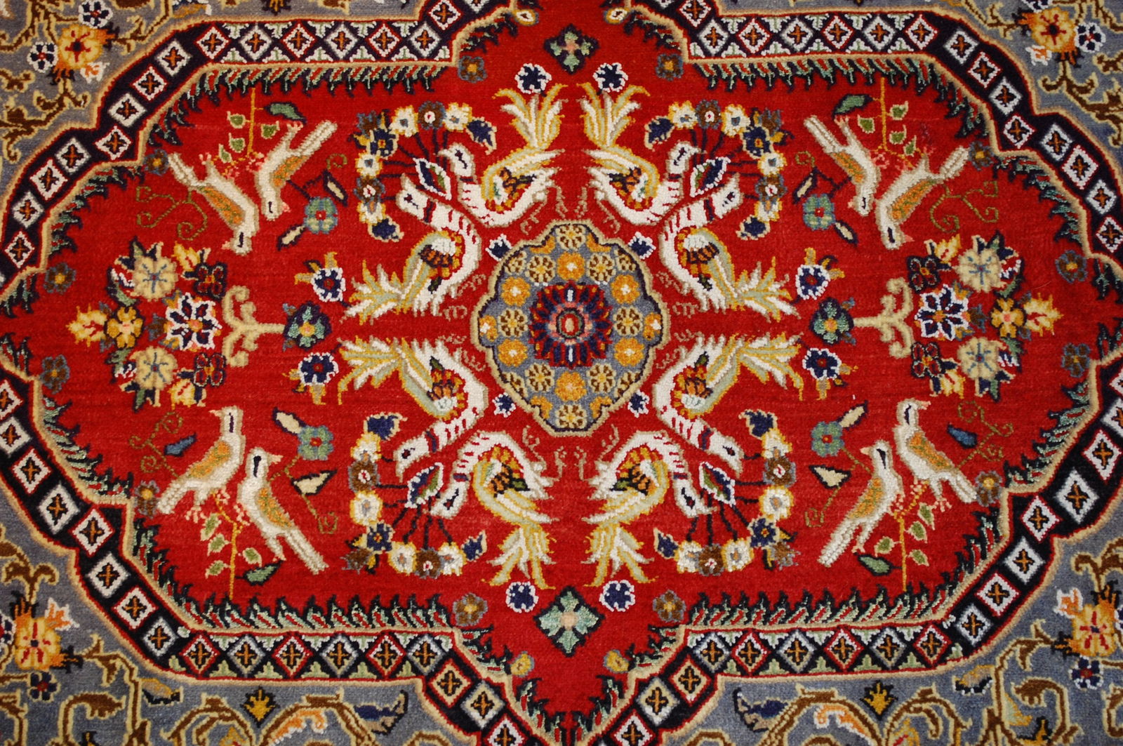 Persian KESHAN RUG 2'3"x 2' 11" - 11