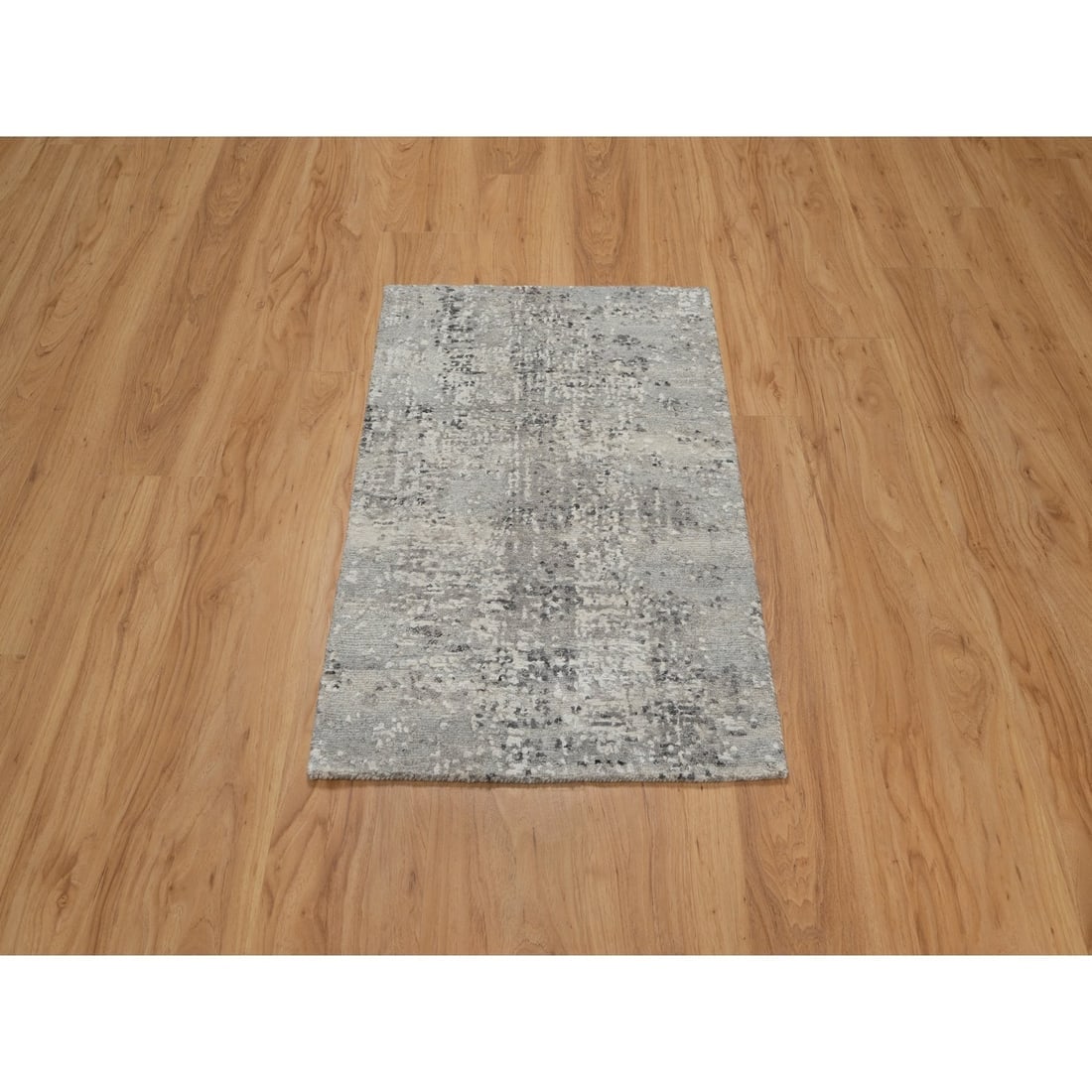 Gray Tone on Tone Modern Design Hand Knotted Undyed Natural Wool Rug - 2