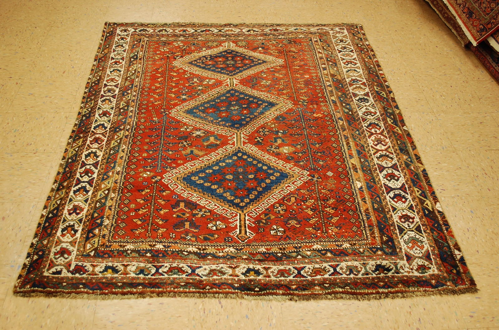 Persian SHIRAZ RUG 5'5" x 6'8" - 2