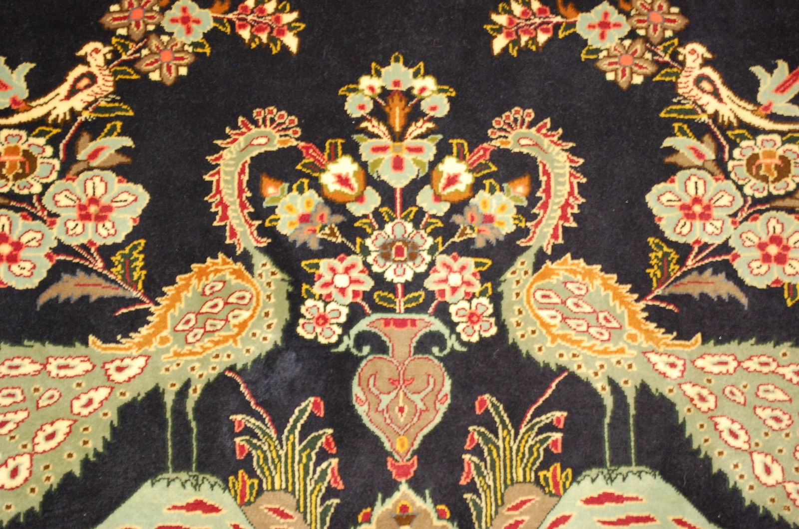 PERSIAN -KESHAN RUG 1'9" x 3'. - 5