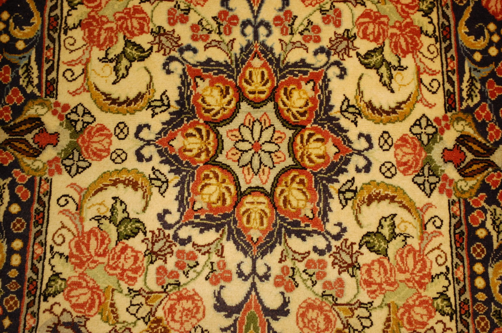 PERSIAN BIJAR RUG 2.7x3.8: Title:PERSIAN BIJAR RUG 2.7x3.8 Description:OLD, ANTIQUE HIGHLY DETAILED FINE AUTHENTIC HAND KNOTTED Persian BIJAR RUG ........with exact size of 2' 7" x 3' 8"...Blue center medallion and