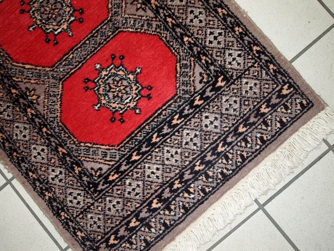 Handmade vintage Uzbek Bukhara rug 2.1' x 5.6' (65cm x 170cm) 1960s - 6