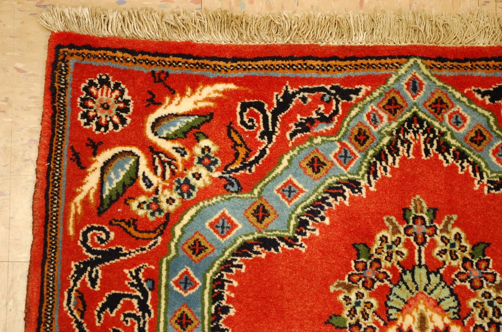 PERSIAN KESHAN RUG 2'8" x 3'11" - 3