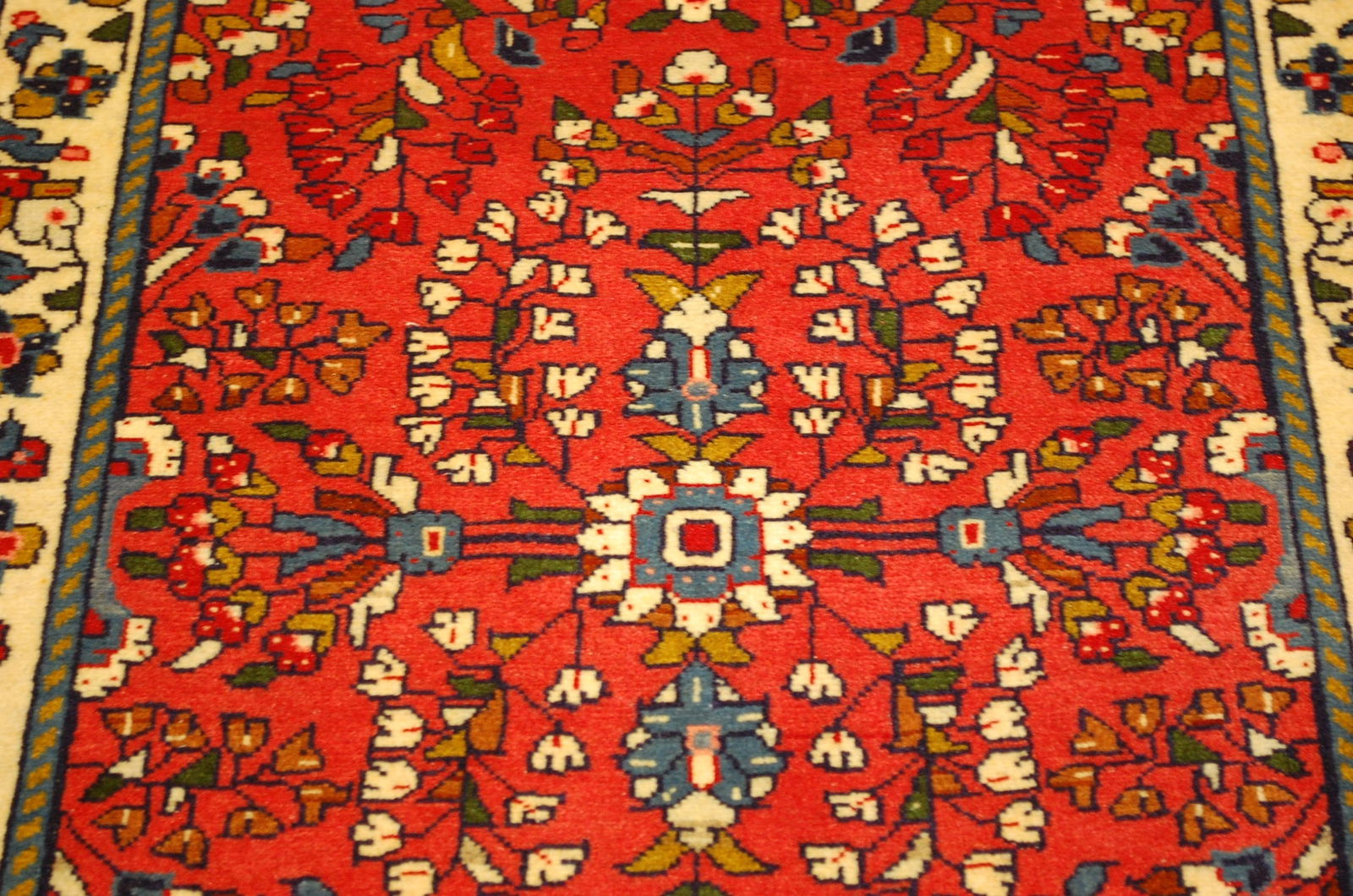 PERSIAN SARUK RUG 2' 2" x 3'9" - 5