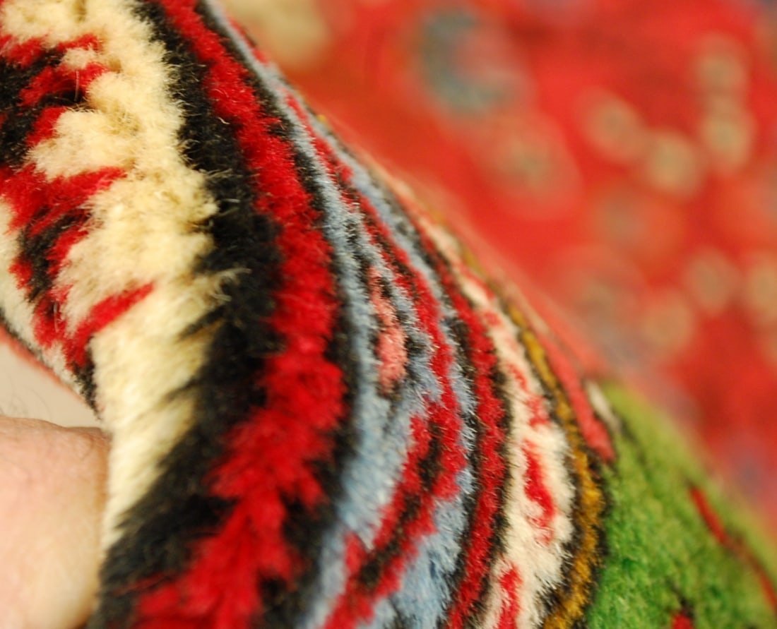 PERSAN SAROUK RUG 2' x 2' 9" - 9