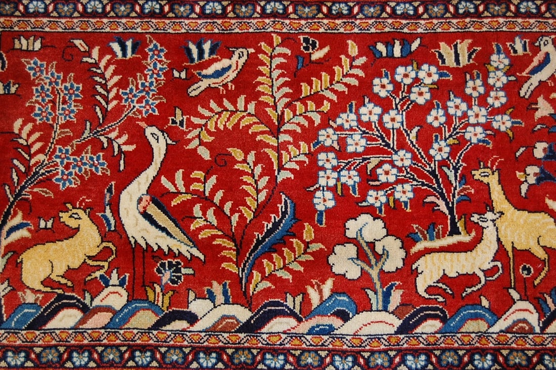 Persian SARUK RUG 2'8" x 3'2": Title: Persian SARUK RUG 2'8" x 3'2"Description:OLD, ANTIQUE NATURAL DYE COLOR COMBINATION_HIGH KPSI WITH FINE KORK WOOL AUTHENTIC HAND KNOTTED Persian SARUK RUG,, size is 2'8" x 3'2"