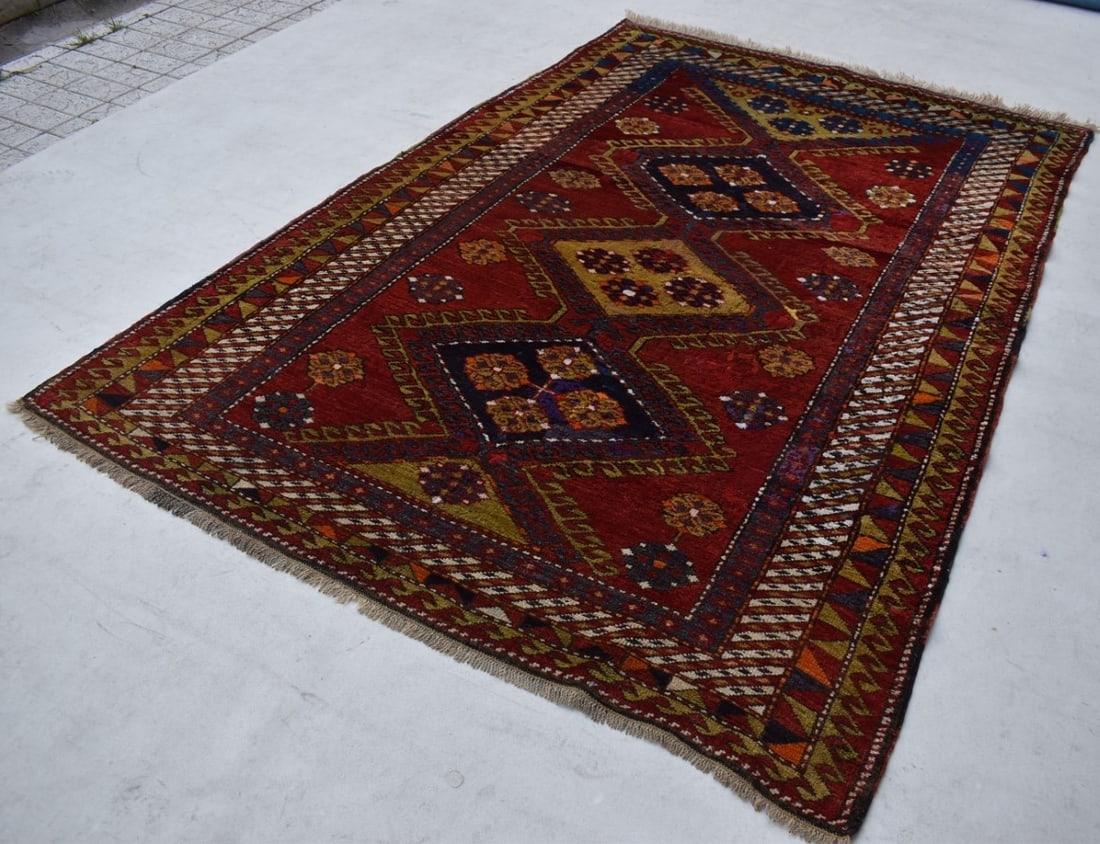 11112 CAUCASIAN LORI CARPET: 2.08 × 1.47 m (3.06 m²) - 3