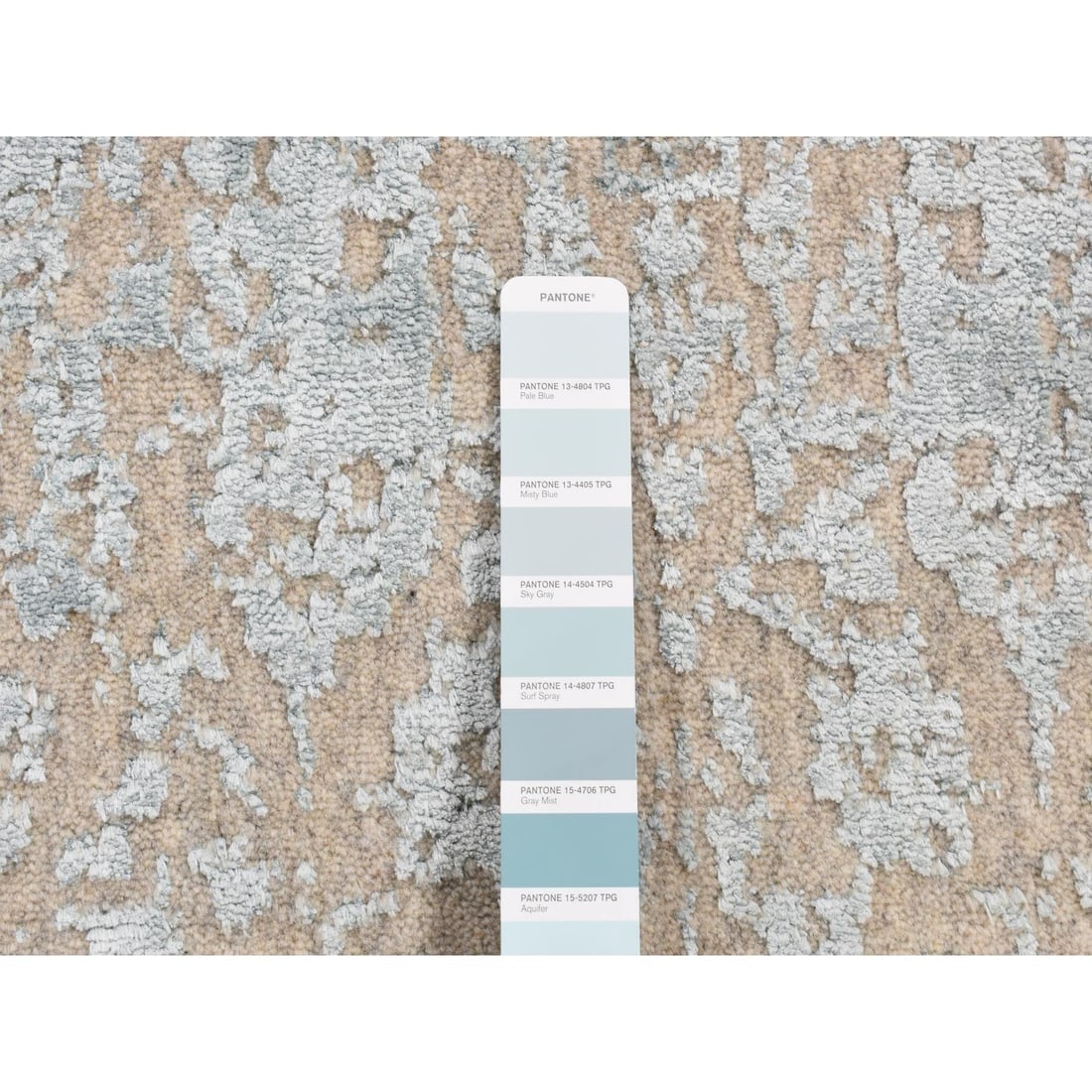 Beige, Jacquard Hand Loomed, Wool/Silk Tone on Tone Design, Runner Rug - 3