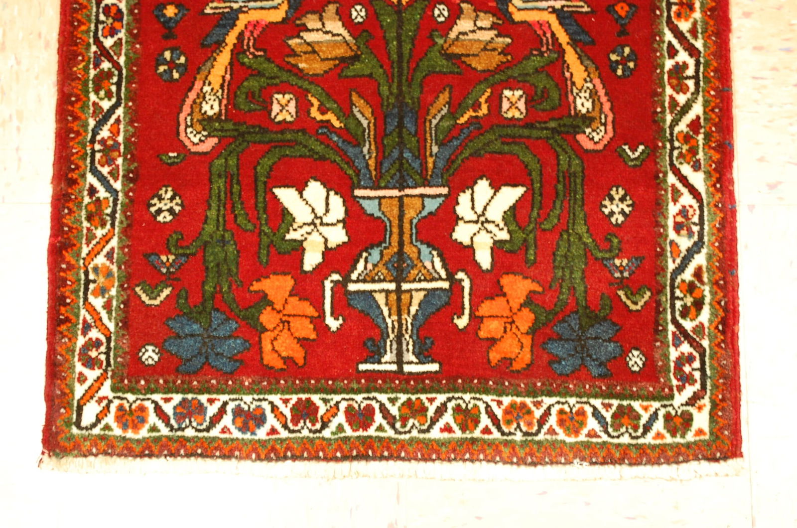 Persian SHIRAZ RUG 2'2" x 2'2" - 2