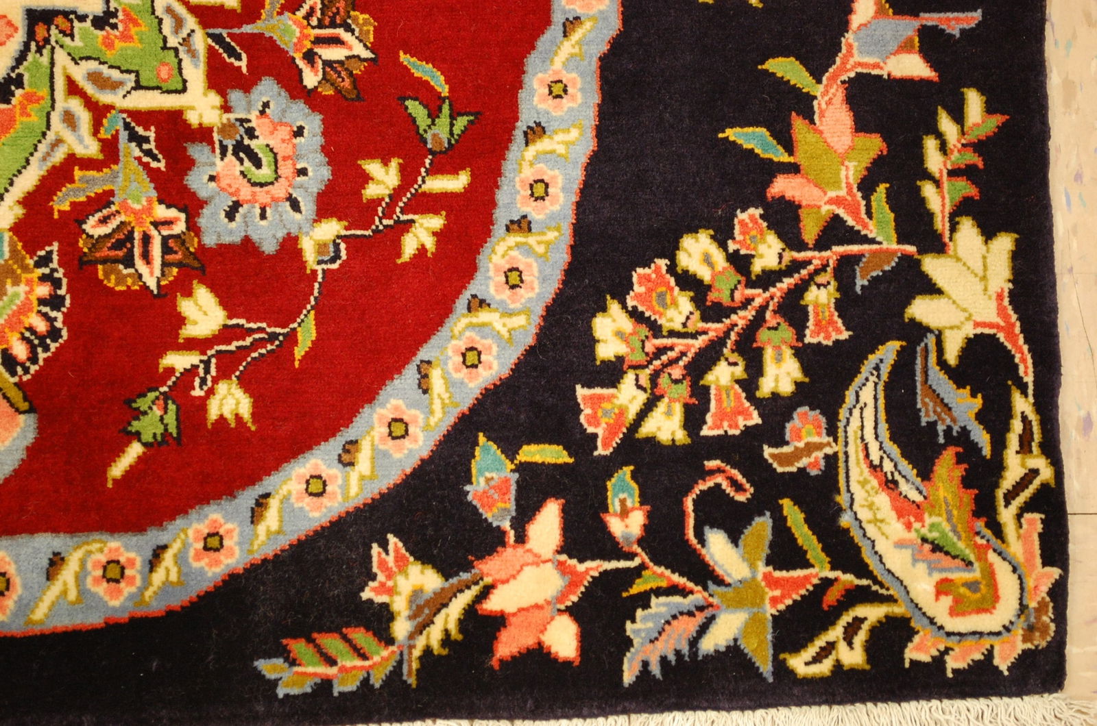 PERSIAN KESHAN RUG 2'5" x 3'1" - 5