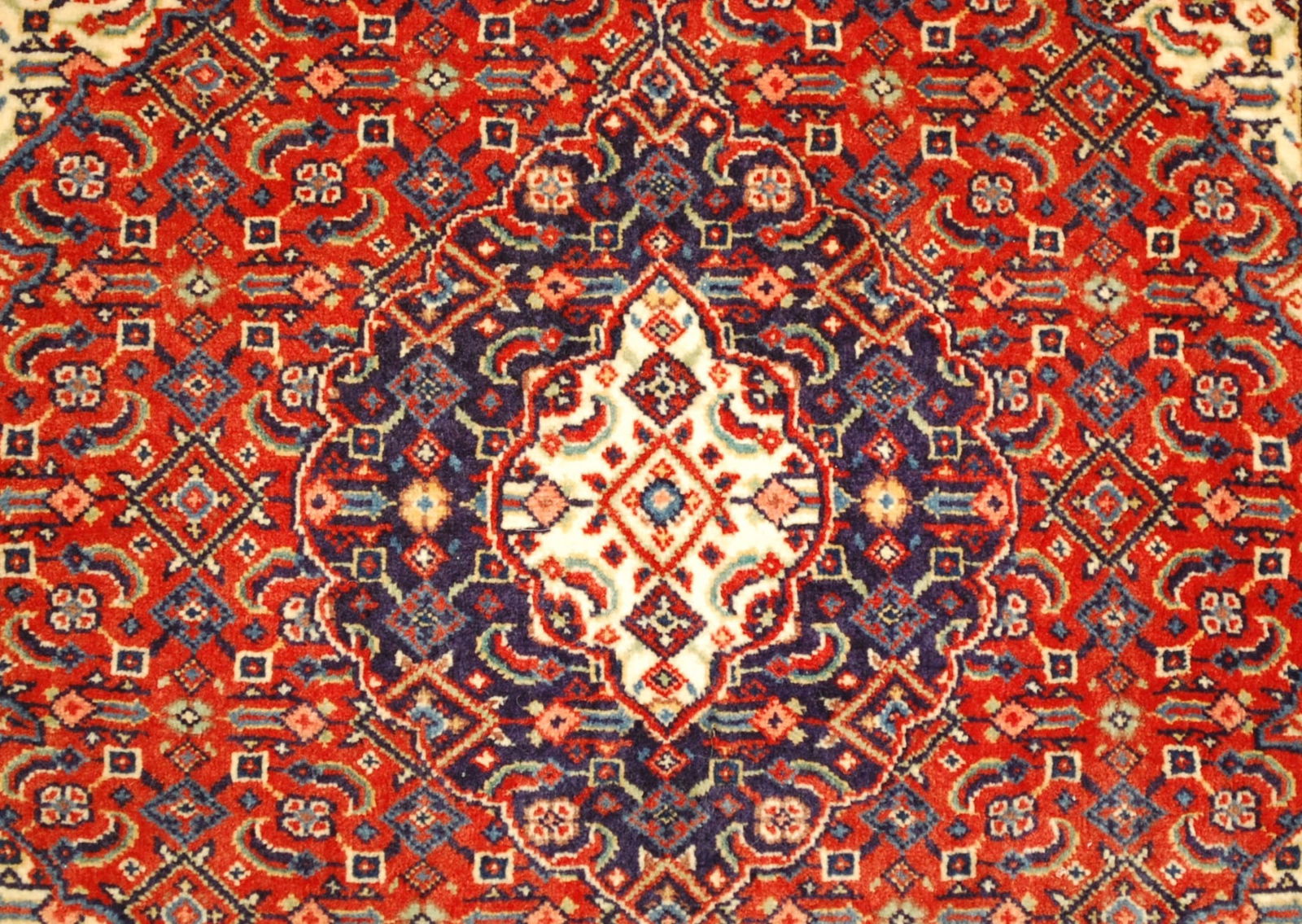 PERSIAN SARUK RUG 2' 2" x 2' 6" - 10