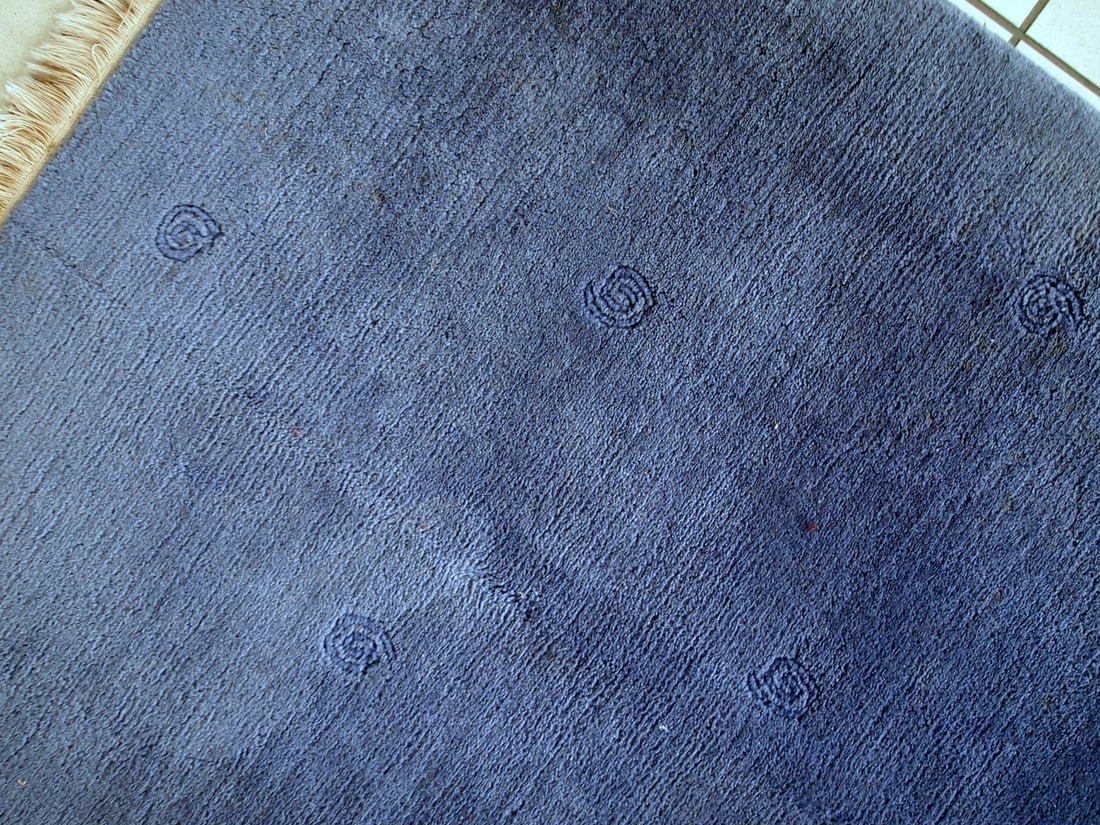 Handmade vintage Tibetan Khaden rug 5.7' x 7.7' (173cm x 235cm) 1970s - 4