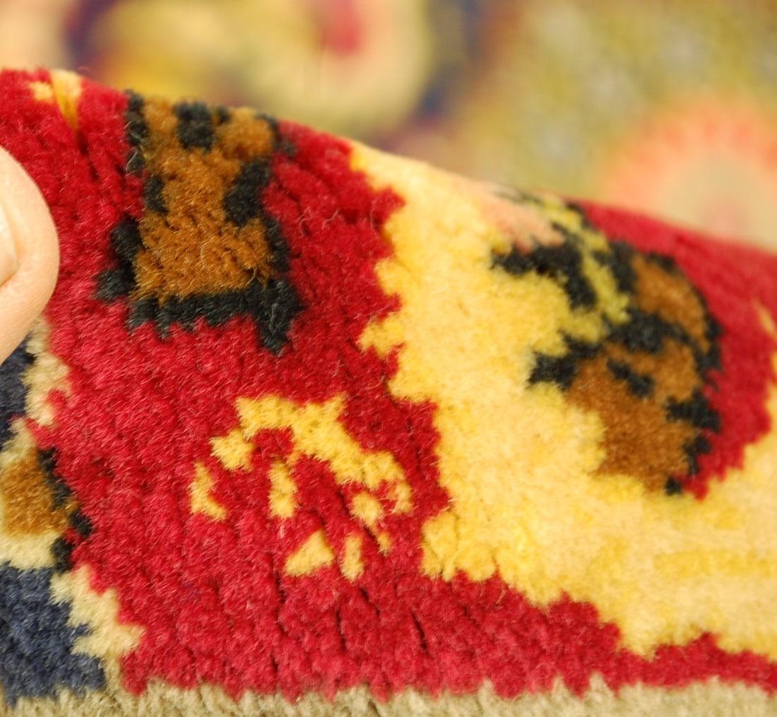 PERSIAN KESHAN RUG 2'5" x 3'1" - 3