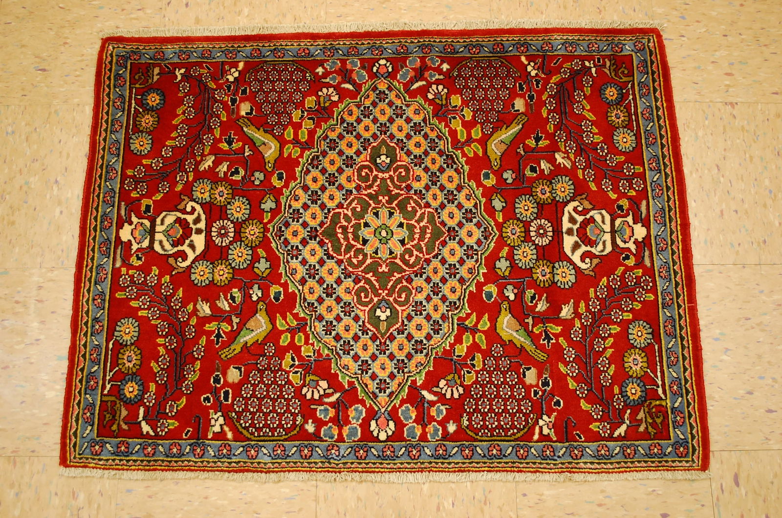 Persian QUME RUG 2'7" x 3'5" - 2