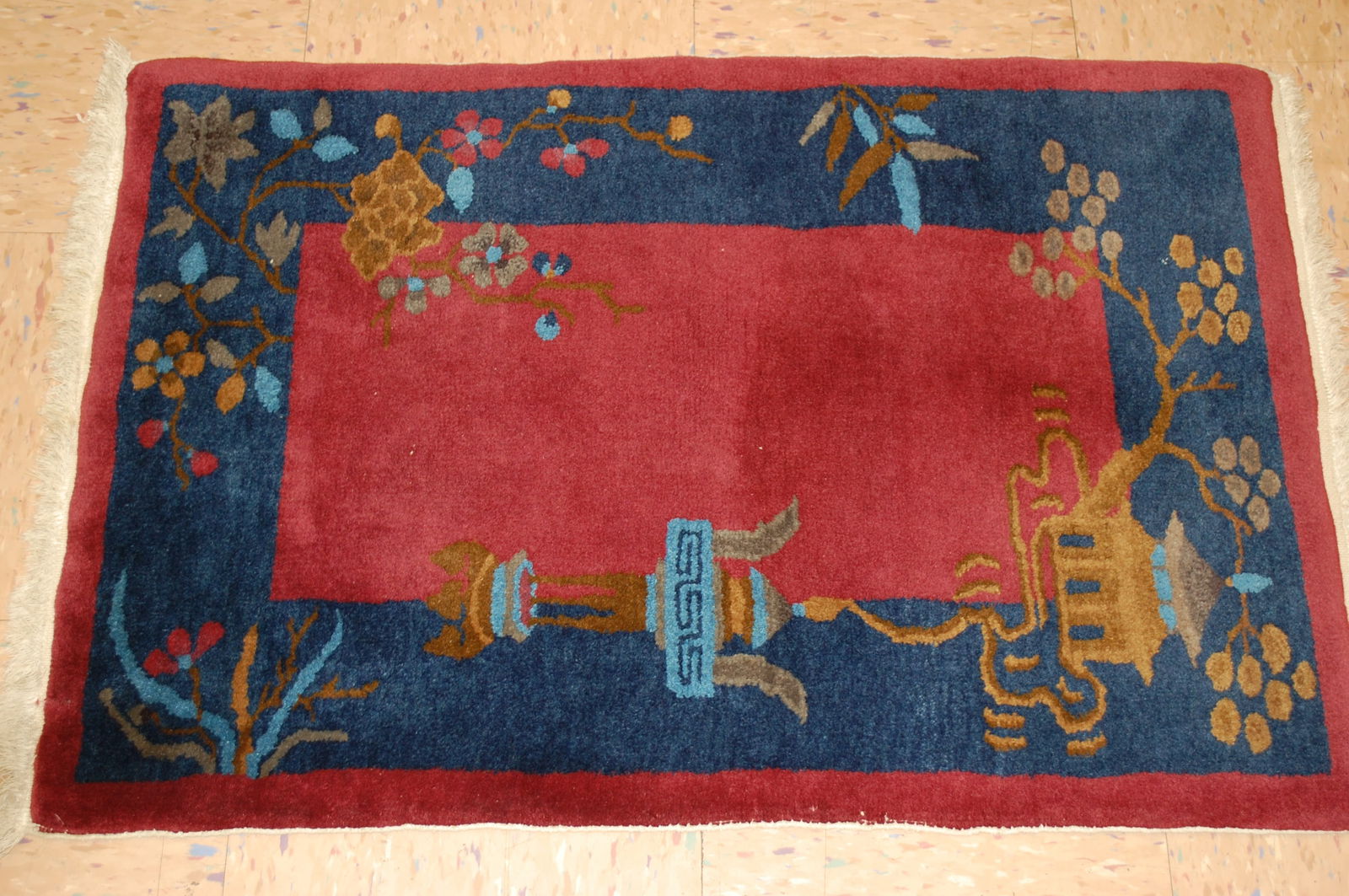 CHINESE WALTER NICHOLS RUG 2' x 2'11" - 9