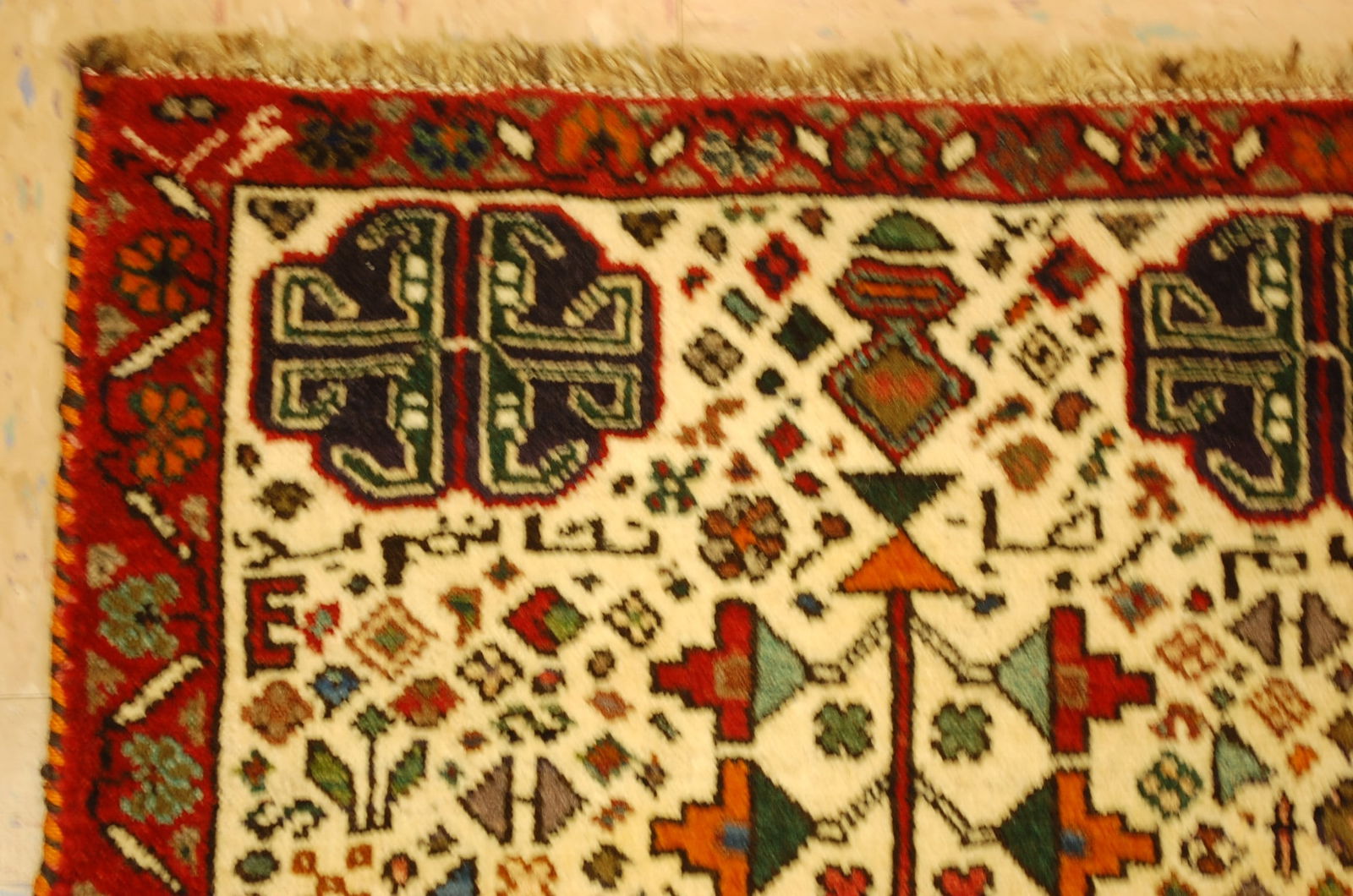 Persian SHIRAZ RUG 2'2" x 4'4" - 4