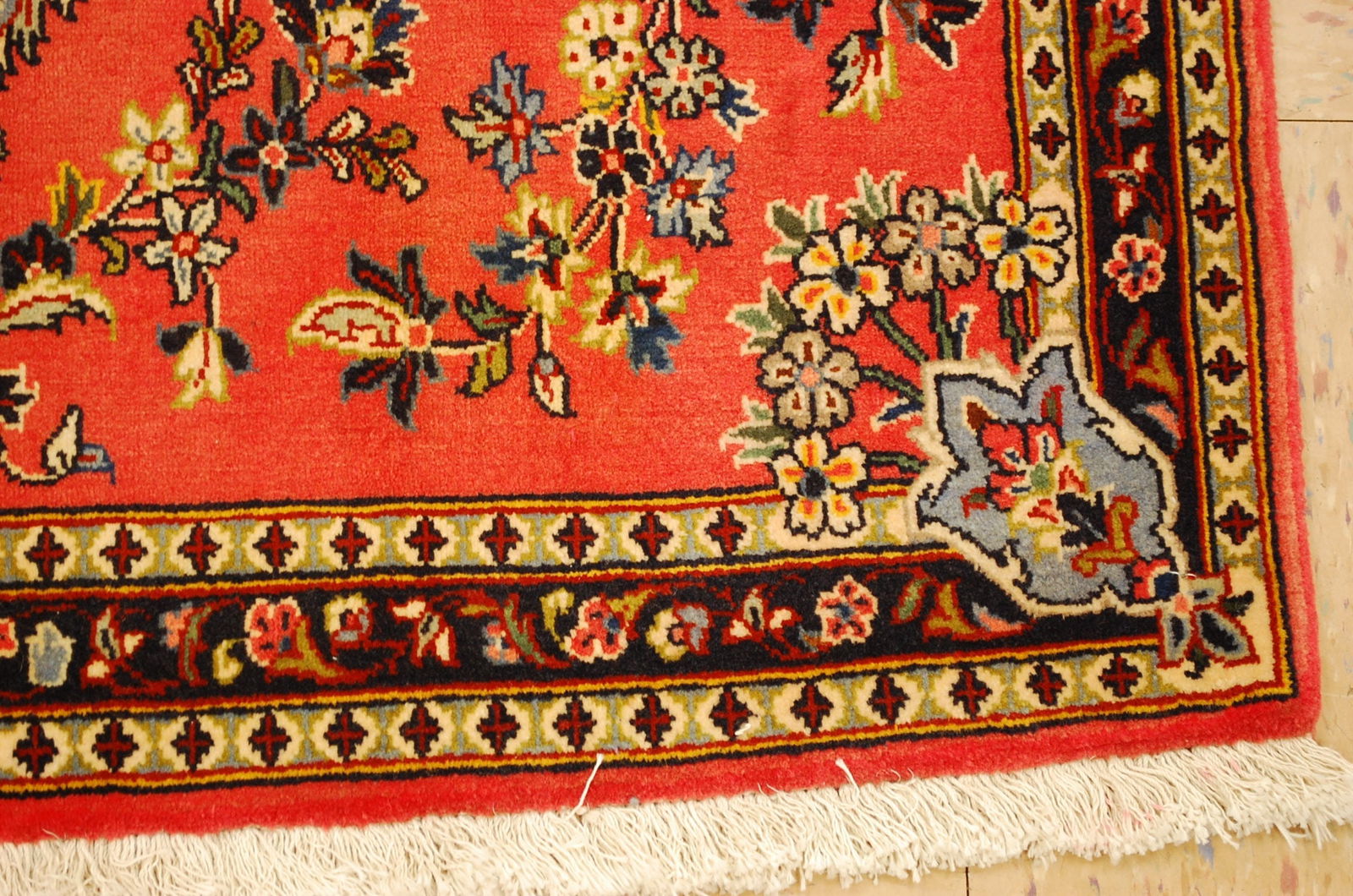 PERSIAN KESHAN RUG 2'7" x 3'3" - 5