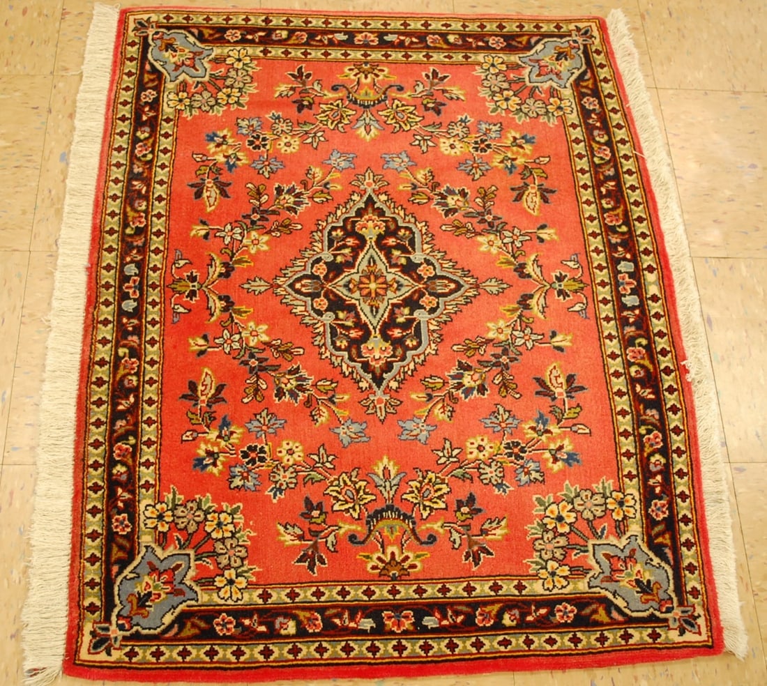 PERSIAN KESHAN RUG 2'7" x 3'3" - 6