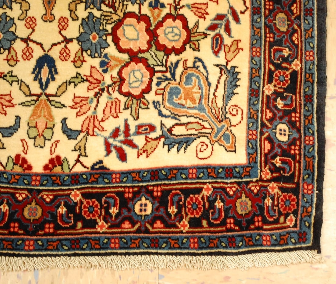 Persian Bijar Rug 2'6" x 3'8" - 2