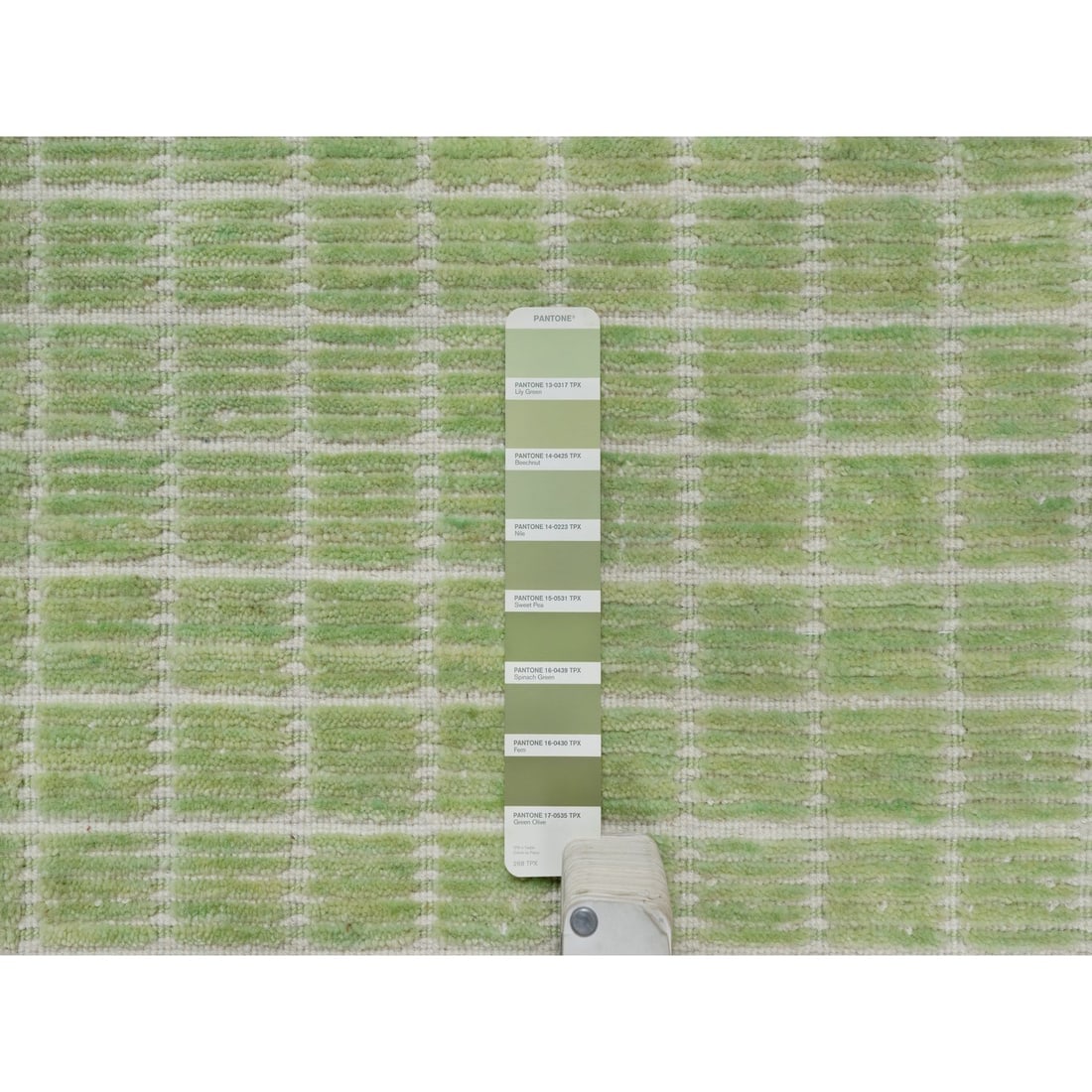 Lily Green Modern Plain Decor Box Design Pure Wool Loomed Knotted Rug - 4
