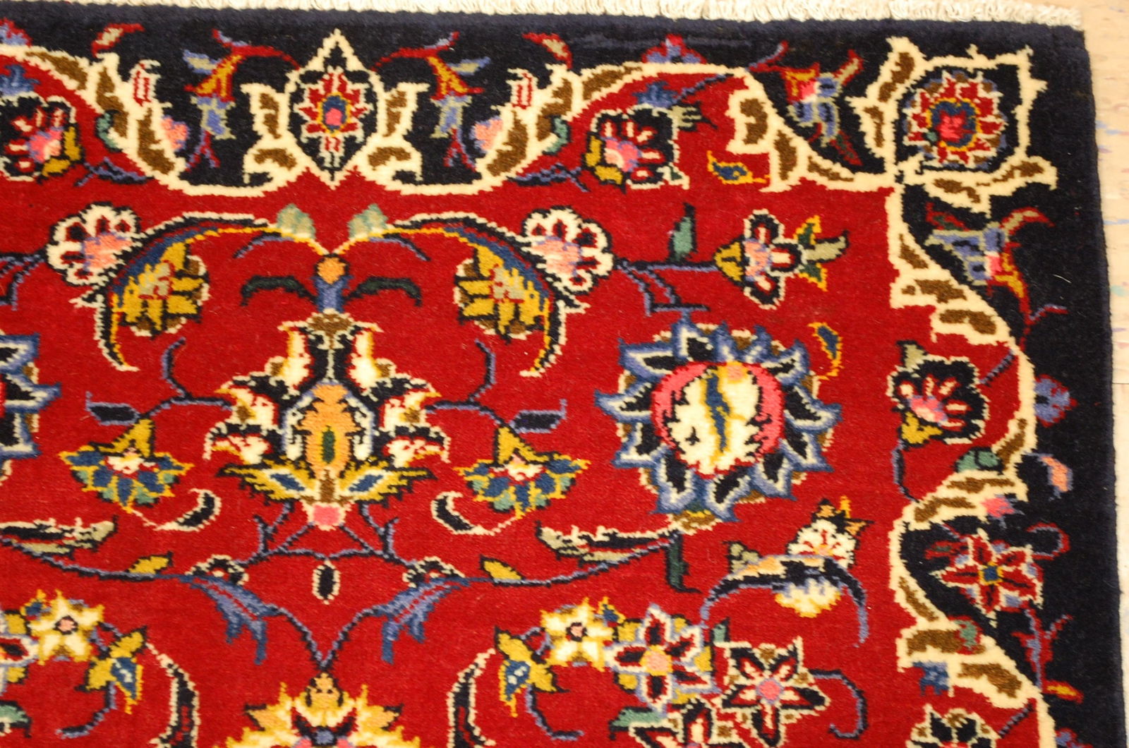 PERSIAN KESHAN RUG 2'5" x 4'1" - 4