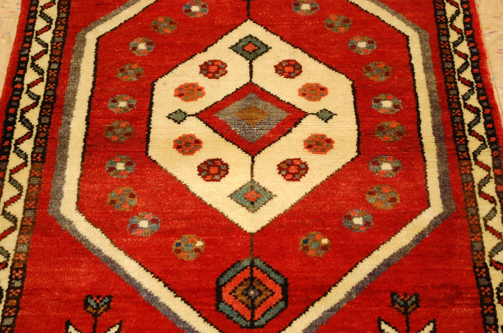 PERSIAN LILIHAAN MALAYEER RUG 2'1" x 3'5" - 5