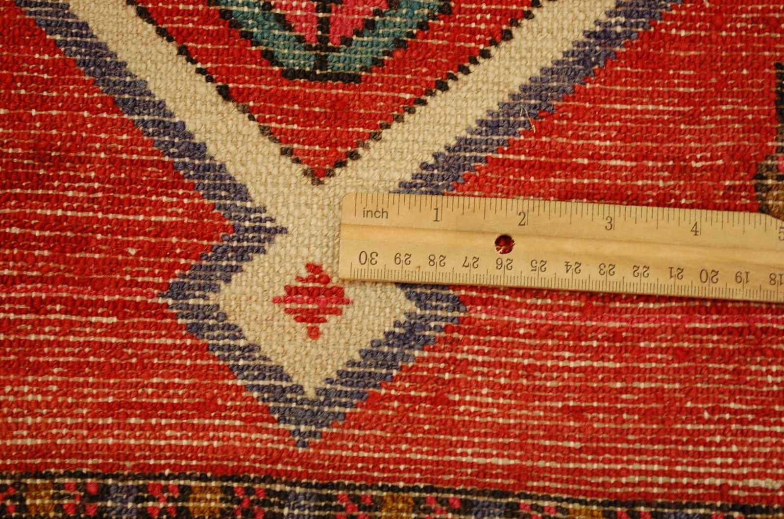 PERSIAN LILIHAAN MALAYEER RUG 2'1" x 3'5" - 7