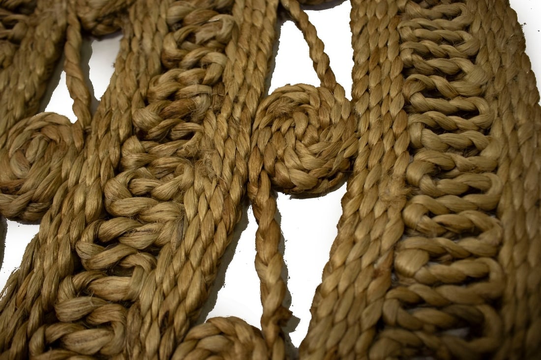 Reversible Braided Style 4X4 Jute Modern Round Rug - 8