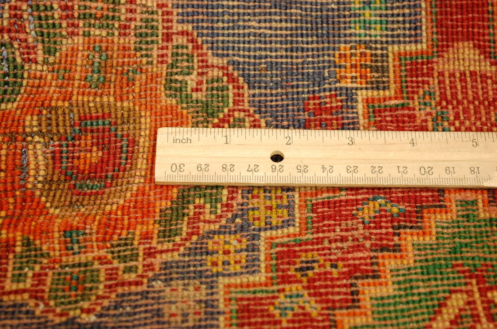 PERSIAN SHERAZ RUG 2'4" X 4'7" - 10