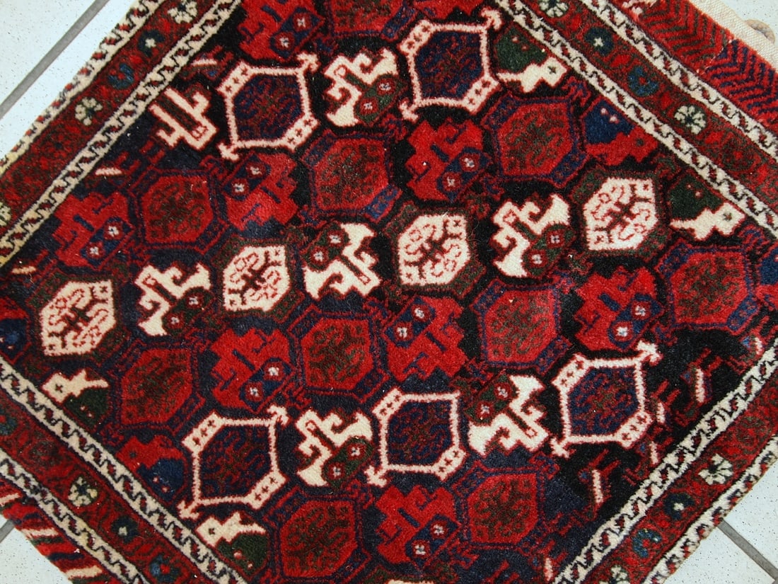 Handmade vintage Persian Afshar salt bag 1,7' x 1,8' ( 51cm x 57cm ) 1980 - 2