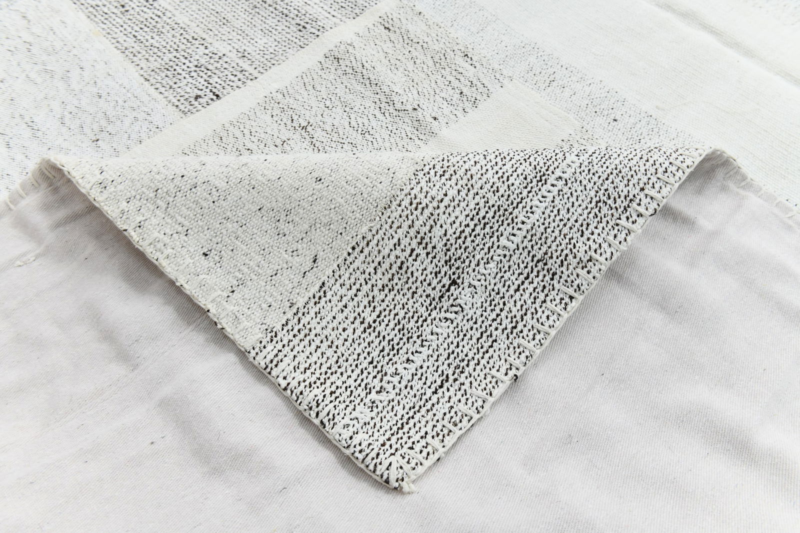 7'4'' x 11'5'' Turkish Flatweave Kilim Rug - 60521 - 17