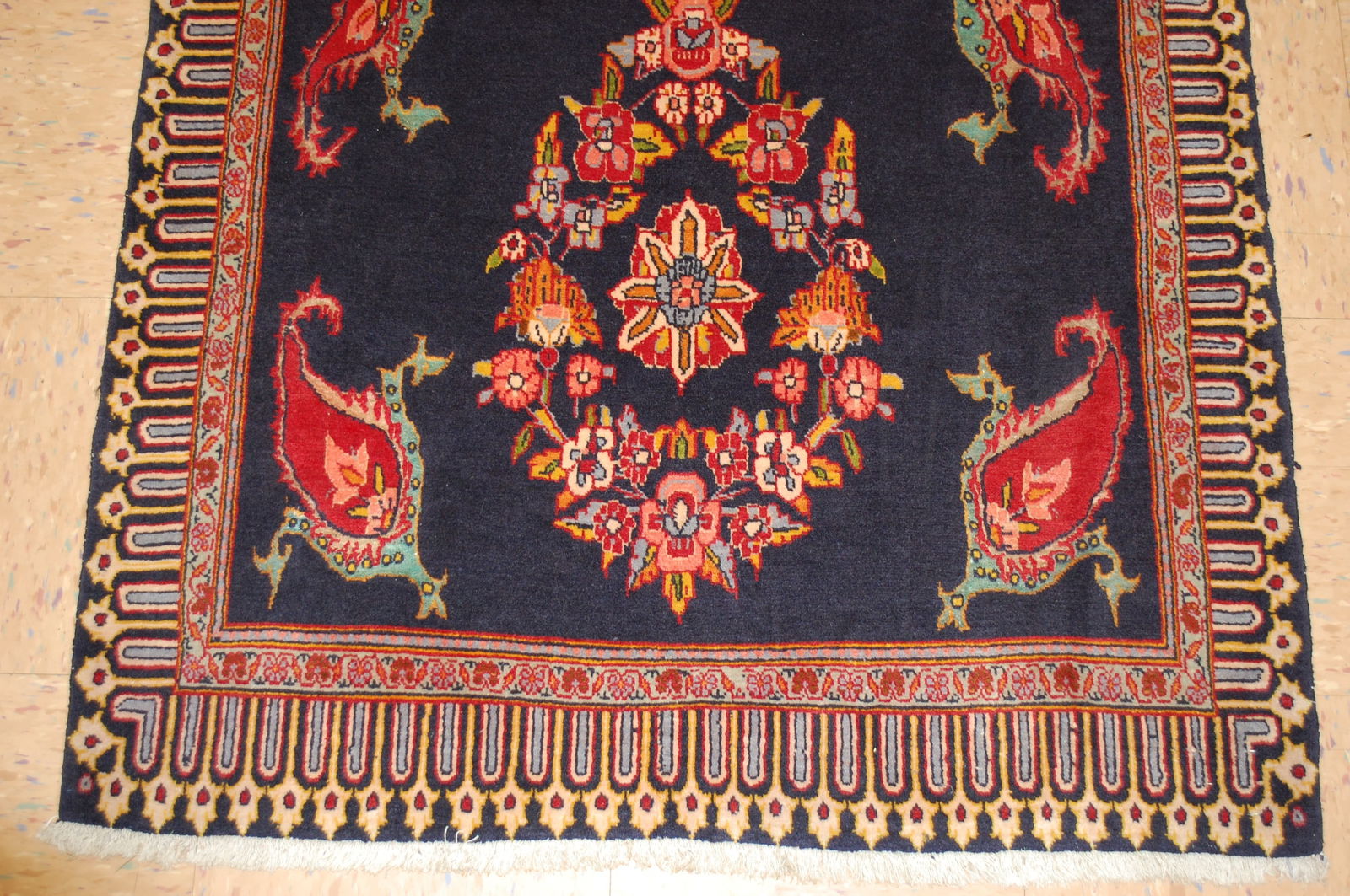 PERSIAN -KASHAN RUG 3'1" x 3'1" - 3
