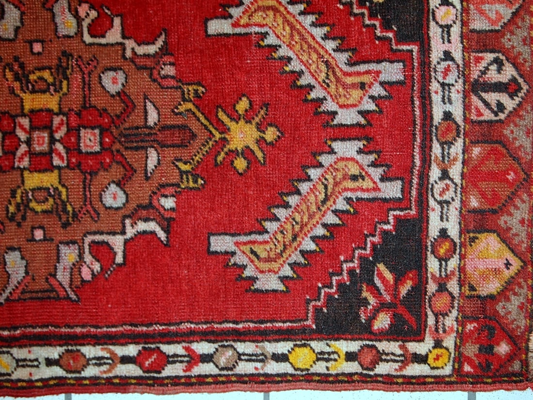 Handmade vintage Turkish Yastik rug 1.6' x 3.1' (50cm x 96cm) 1960s - 5