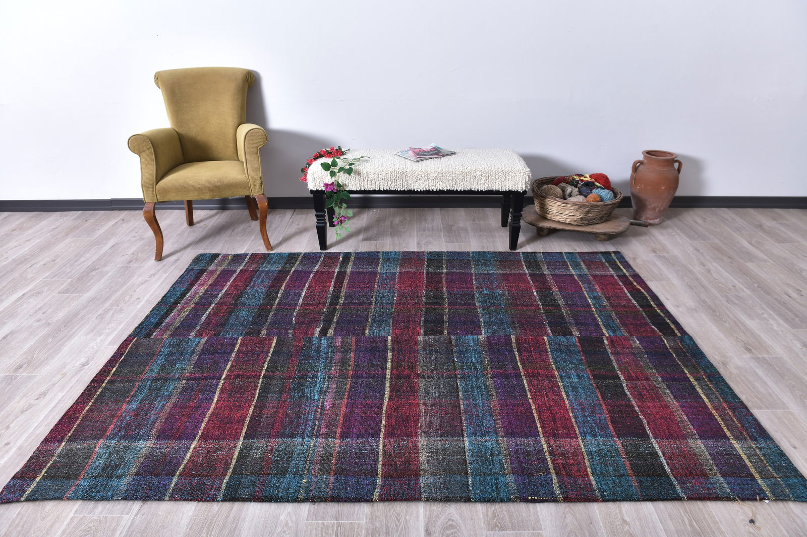 5'8'' x 8'0'' Turkish Flatweave Kilim Rug - 241488 (1 of 14)