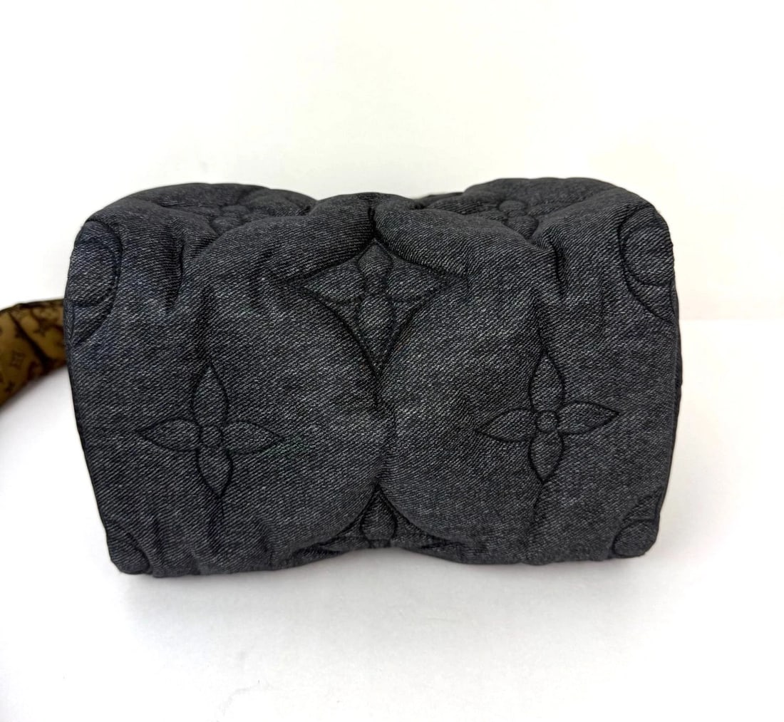 Louis Vuitton Speedy 25 Bandouliere Black Denim Puffer Hand Bag - 4