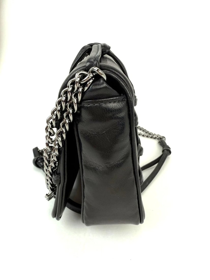 Chanel Lambskin Cruiser Quilted Knot Flap Shoulder Bag - 5