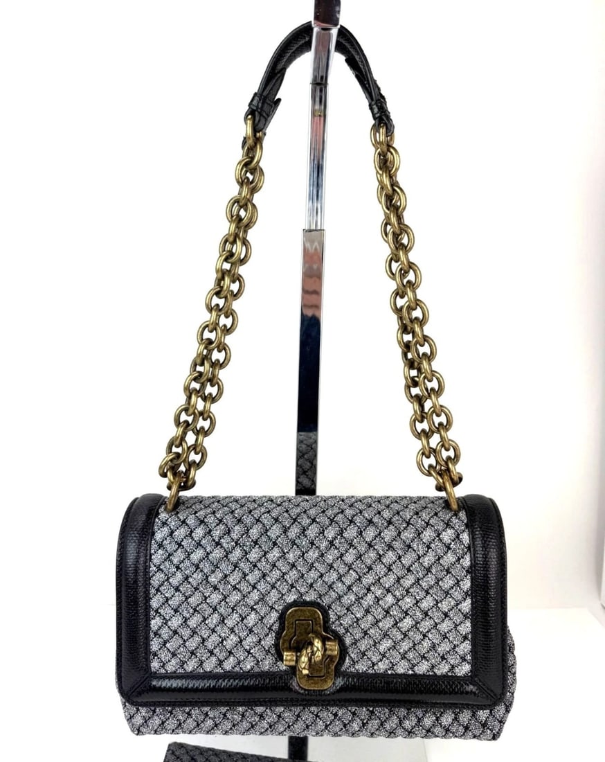 Bottega Veneta Metallic Wool Woven Patent Ayers Olimpia Knot Silver Bag Live - 2