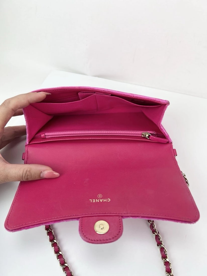 Chanel Velvet Quilted Timeless Fuchsia Wallet on a Chain Clutch Bag - 4