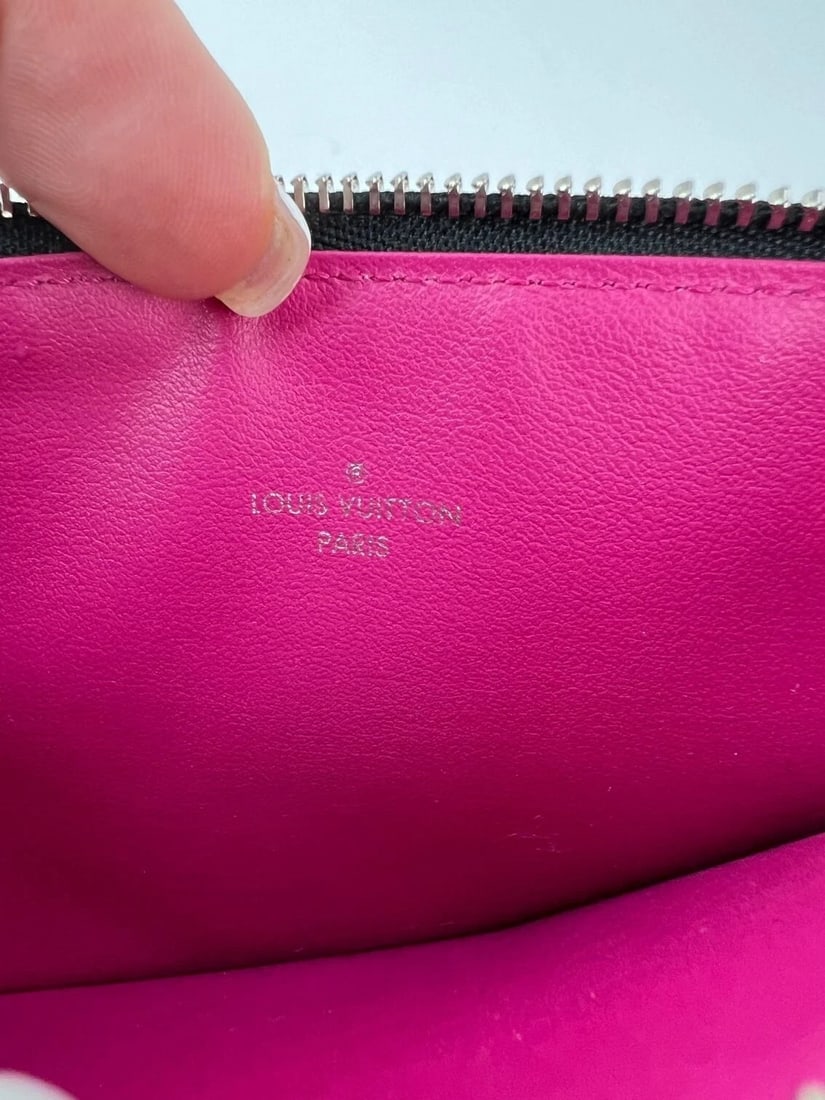 Louis Vuitton Zippered Insert from Felicie Black EpiLeather Coin Pouch - 4