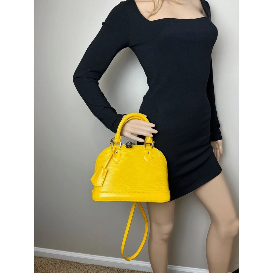 LOUIS VUITTON Alma BB Epi Leather Shoulder Bag - 7