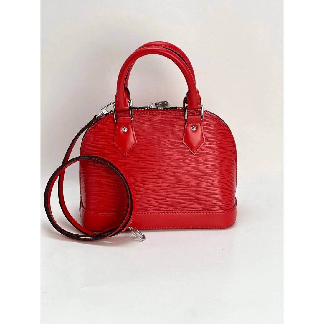 LOUIS VUITTON Alma BB Epi Coquelicot Shoulder Bag - 3