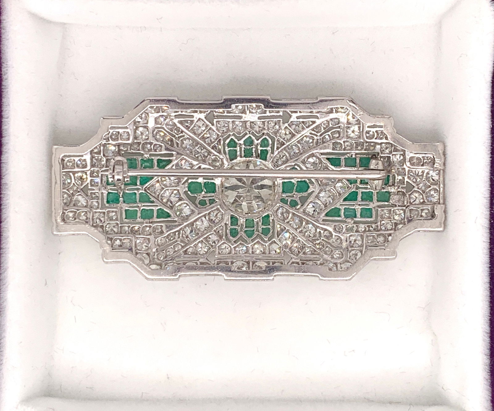 Antique Art Deco Platinum Brooch: Diamond & Emerald Pin - 4