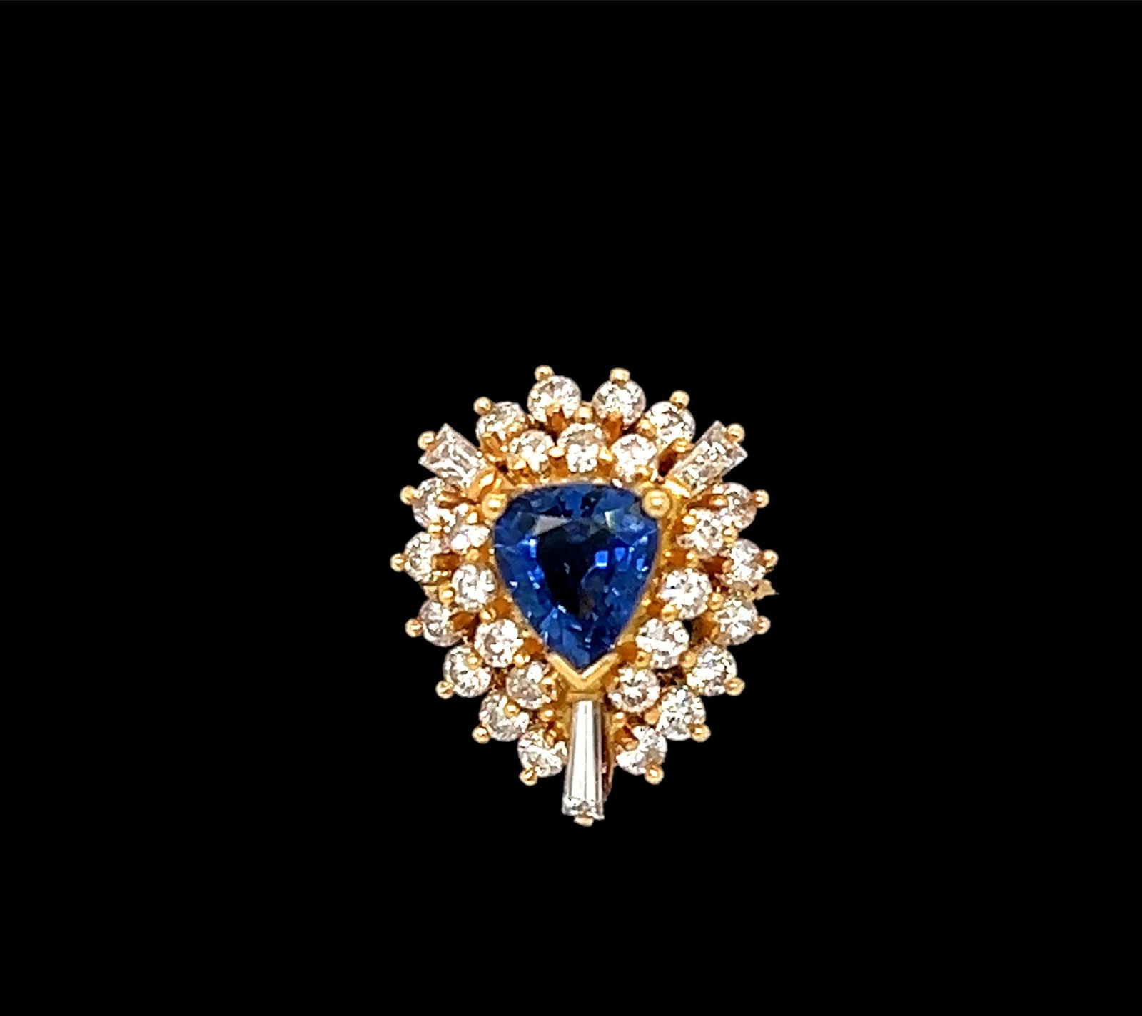 Diamond 18k sapphire ladies cluster ring - 7