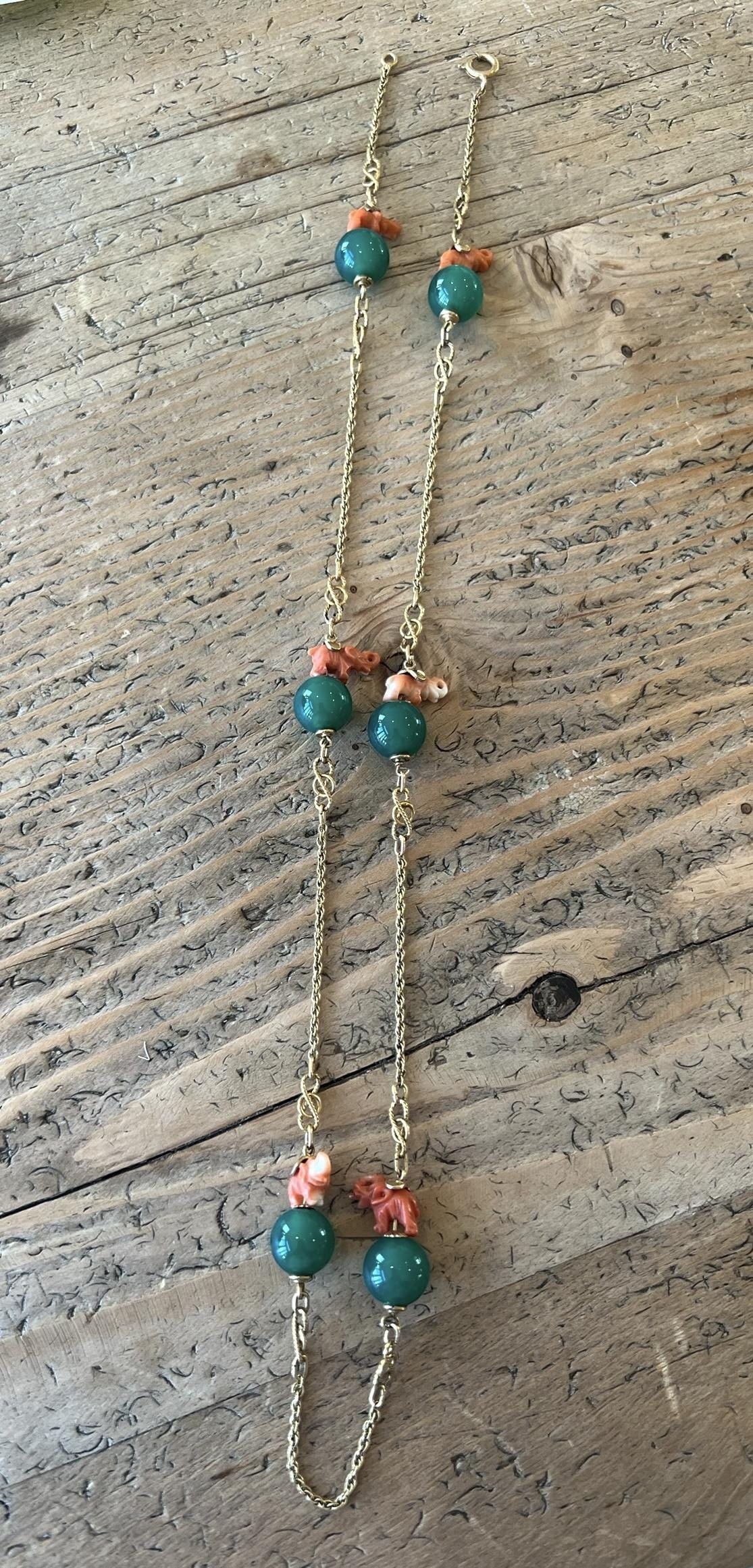 Vintage 18k Yellow Gold Coral Elephant and Chrysoprase Ball Necklace - 6