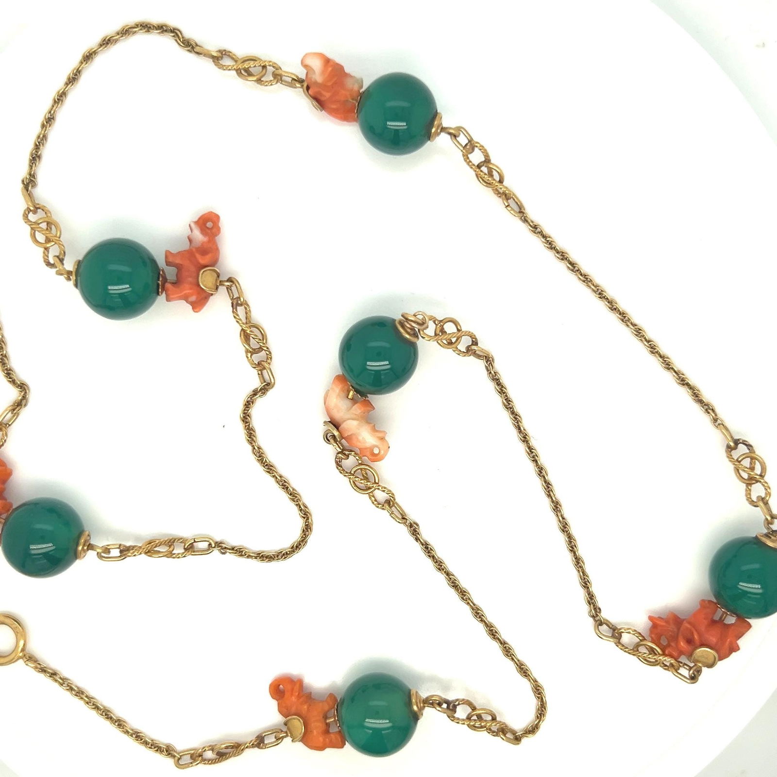 Vintage 18k Yellow Gold Coral Elephant and Chrysoprase Ball Necklace - 8