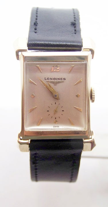 Vintage 14k LONGINES Winding Watch c.1940s Cal. 9LT* EXLNT Condition* SERVICED: Vintage Solid 14k LONGINES Winding Watch c.1940s Cal. 9LT* EXLNT Condition* SERVICED This Mens Longines watch is Swiss made. Great present for yourself or someone you love as well as for vintage
