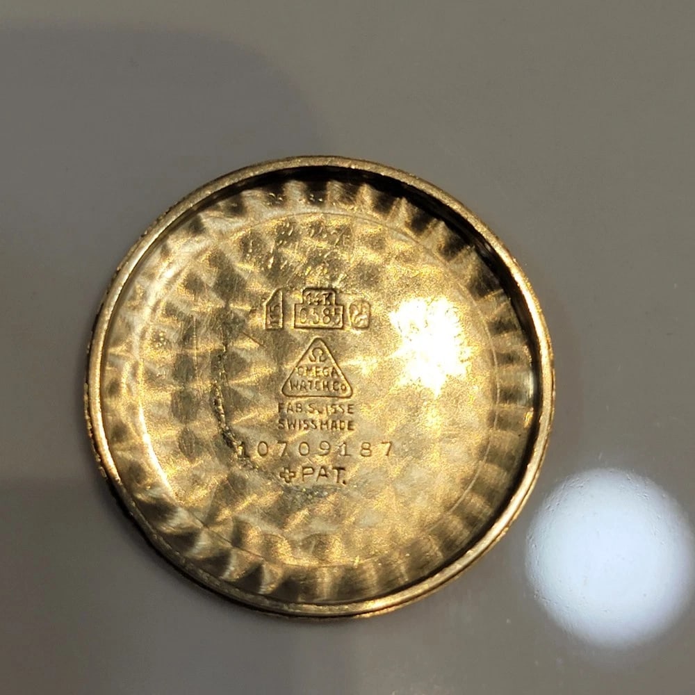 Omega 14k Solid Gold 1940s Mens 33mm Vintage Bumper Automatic RA714 - 13
