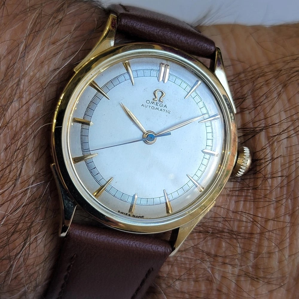 Omega 14k Solid Gold 1940s Mens 33mm Vintage Bumper Automatic RA714 - 14